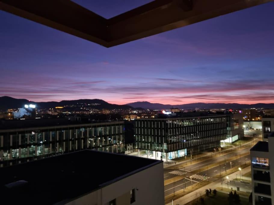 Bravisa Apart View Brasov Luaran gambar